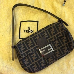 Fendi zucca baguette
